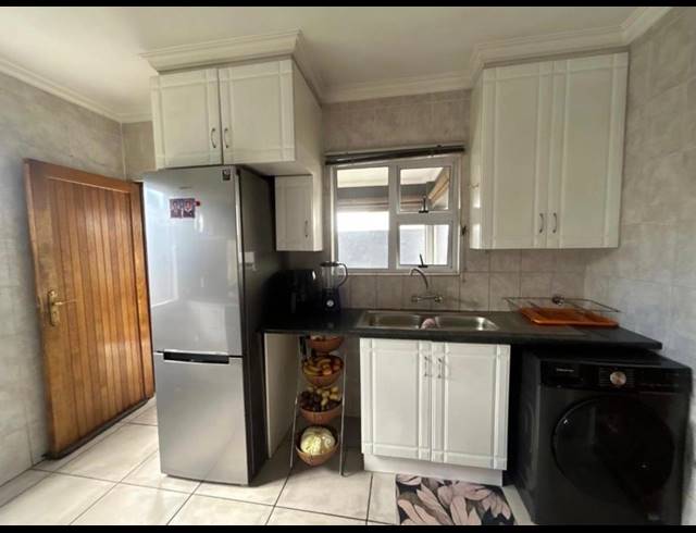 3 BEDROOM HOUSE FOR SALE IN SONNEVELD